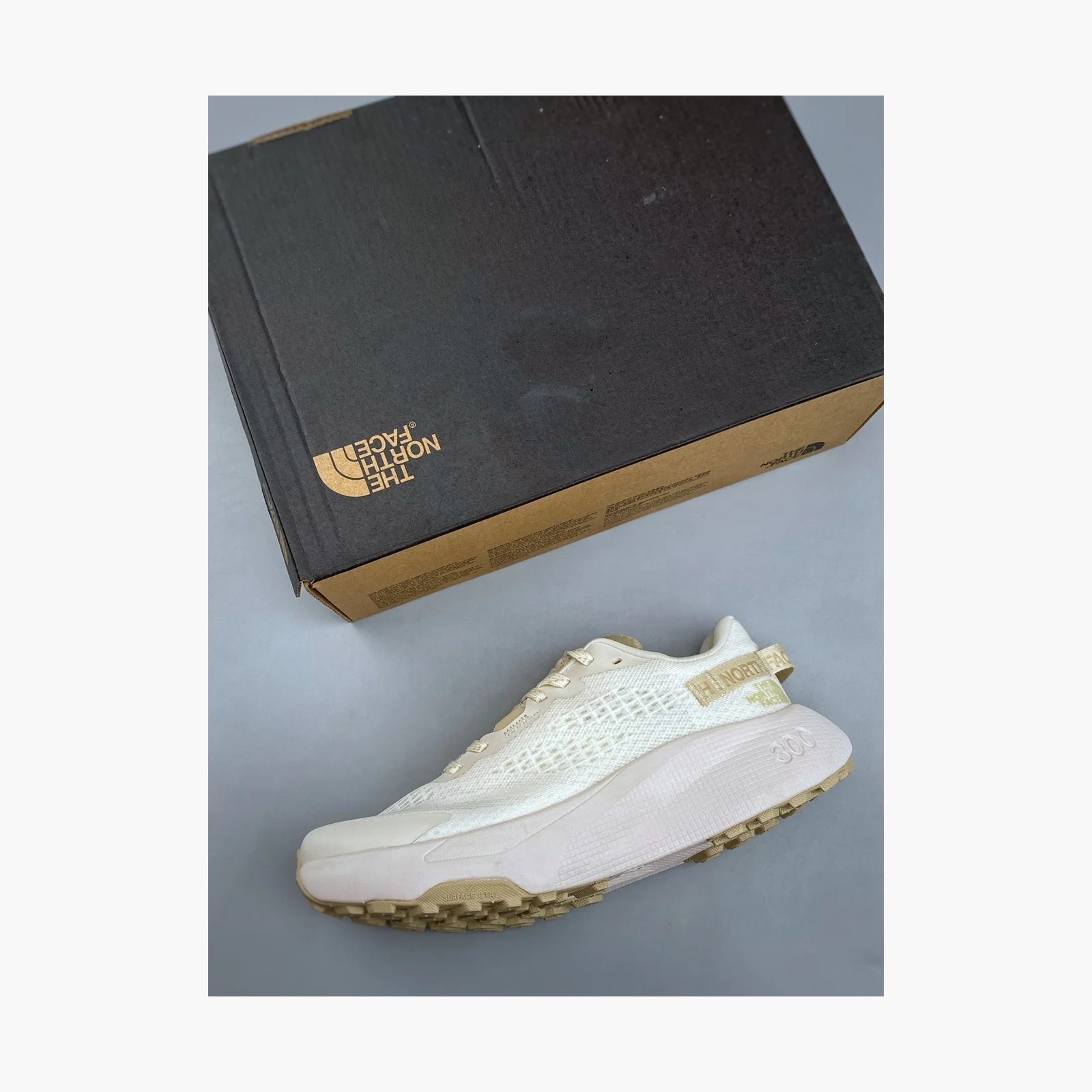 The North Face Women’s Altamesa 300 White Dune/White Dune · NF0A8A9S-WID