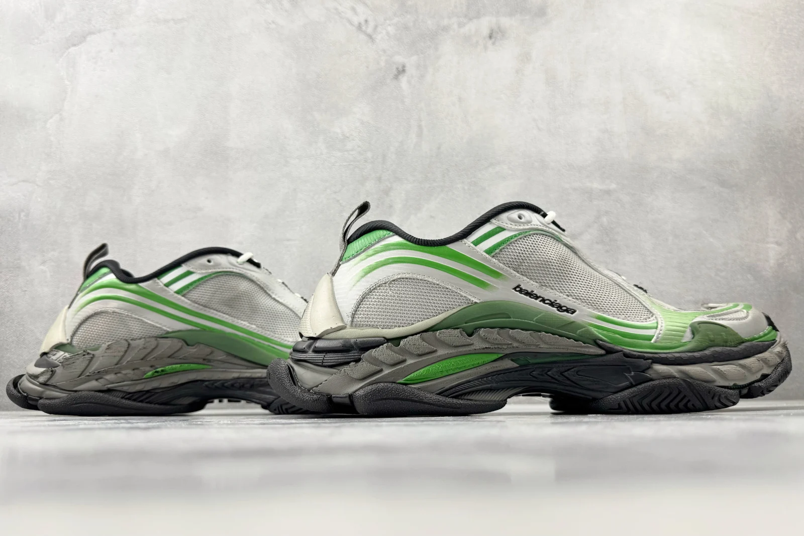 Balenciaga Triple S.2 Grey / Green · 865849WTRS21133
