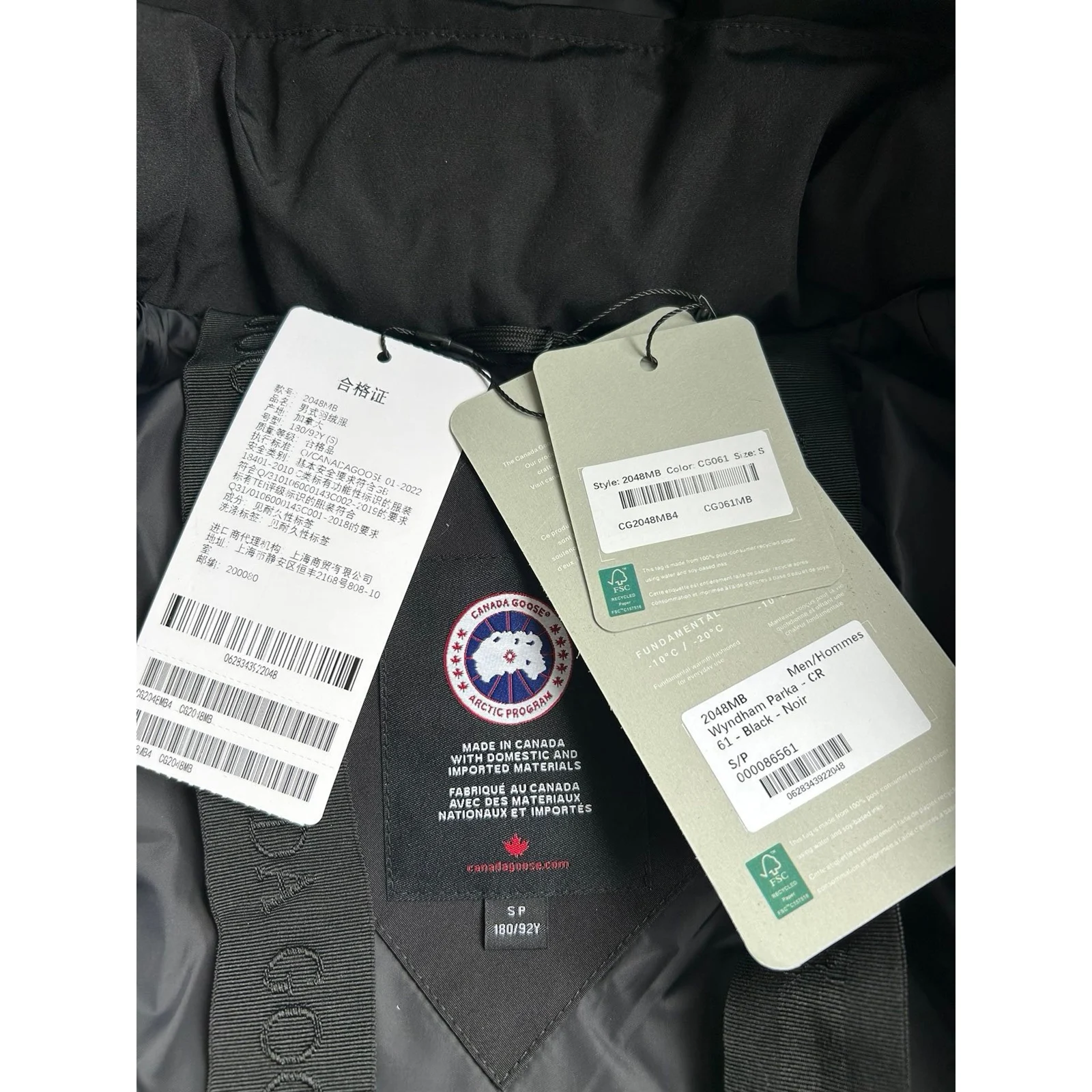 Canada Goose Wyndham Parka Black / Classic Disc · 2048M-9061