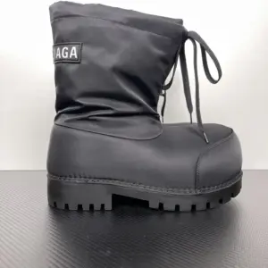 Balenciaga Alaska Low Boot Black · 780561W4SA11000