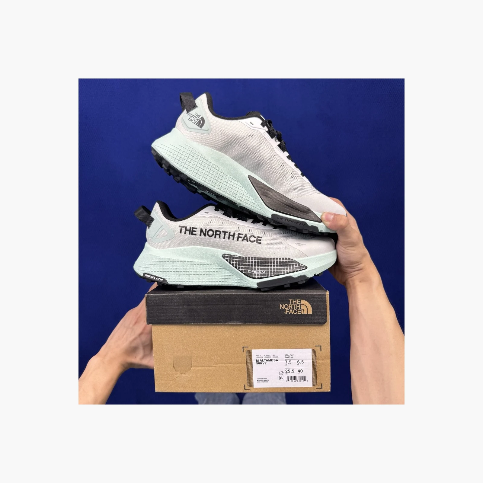 The North Face Men’s Altamesa 500 V2 Frost Grey/Fizz Lime · NF0A8DAJ-TGN