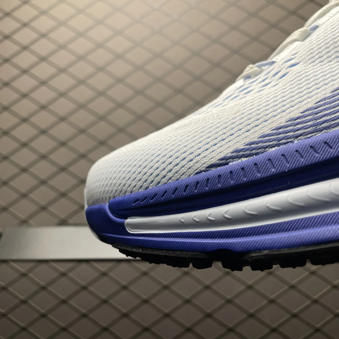 Nike Vomero 18 Men · White / Blue Tint / Light Marine / Black · HM6803-104