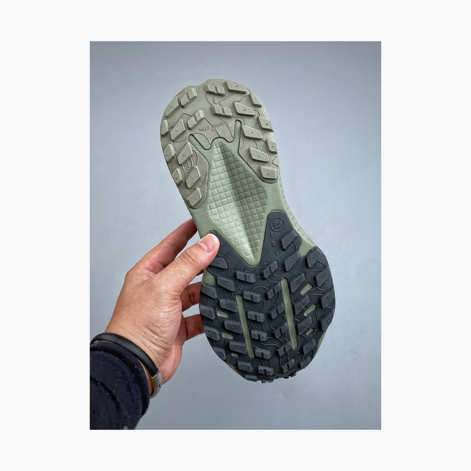 The North Face Men’s Altamesa 500 Concrete/Smoked Pearl · NF0A83N3-511