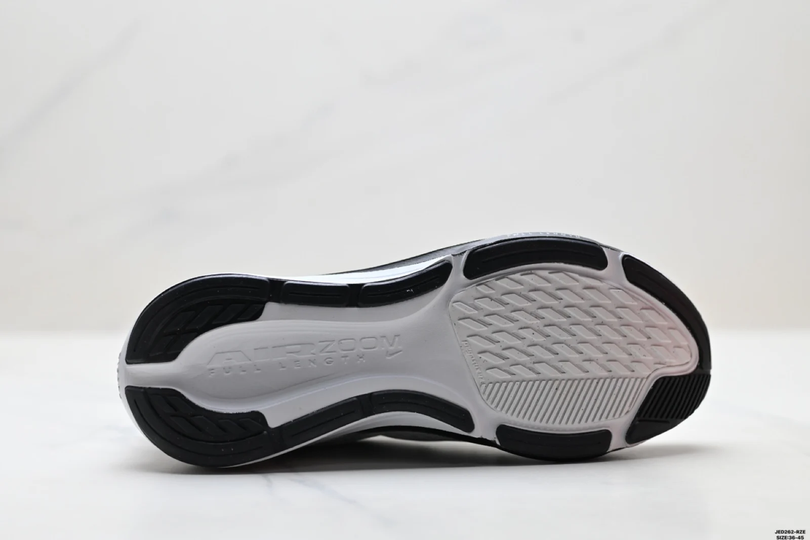 Nike Pegasus 42 Summit White / Photon Dust / Black / Metallic Silver · II7210-100