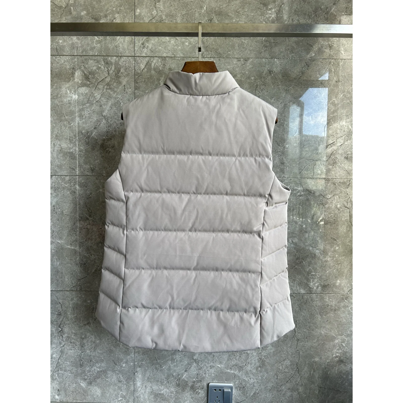 Canada Goose Women's Freestyle Vest Limestone / Classic Disc · 2836L-432