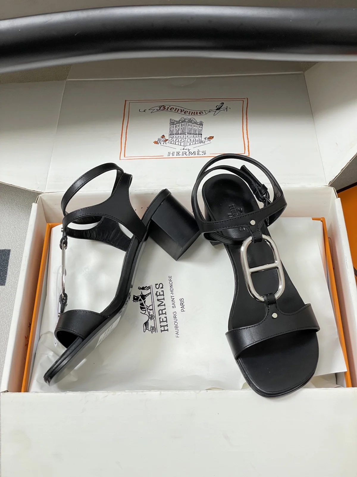Hermès Miramar 50 Sandal Noir