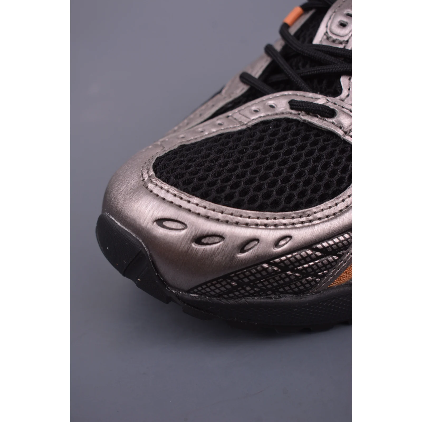 ASICS GEL-NIMBUS 10.1 Black / Rust Orange · 1203A543-004