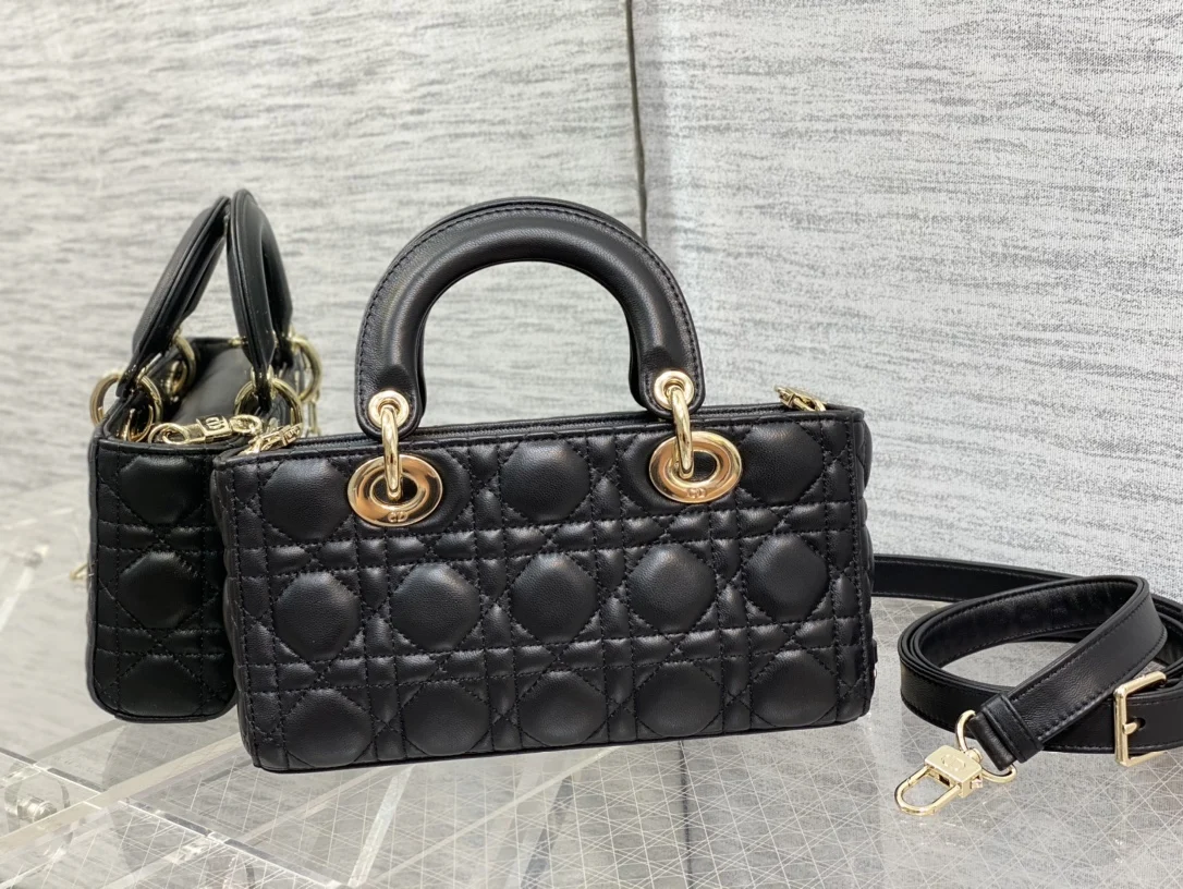 Small Lady D-Joy Bag Black Cannage Lambskin · M0613ONGE_M900