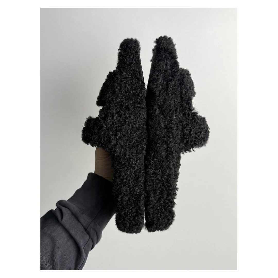 Balenciaga Furry Open Mule Black/White · 654261W2DO11096