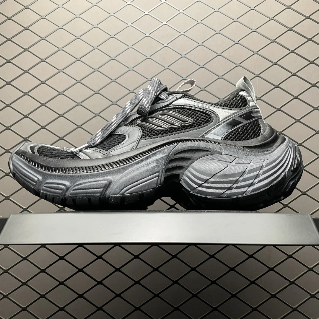 Balenciaga 6XL Sneaker Black / Grey · 815859W2MV21012