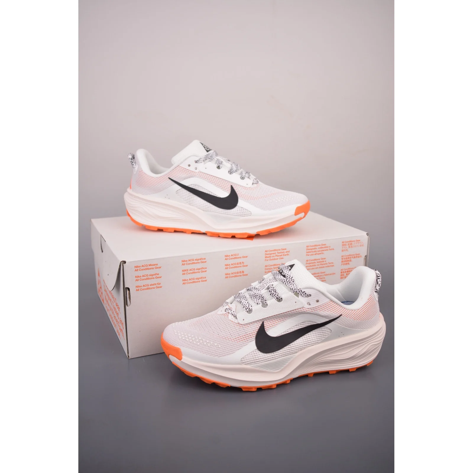 Nike ACG Pegasus Trail Summit White / Phantom / Safety Orange / Black · HV8116-103