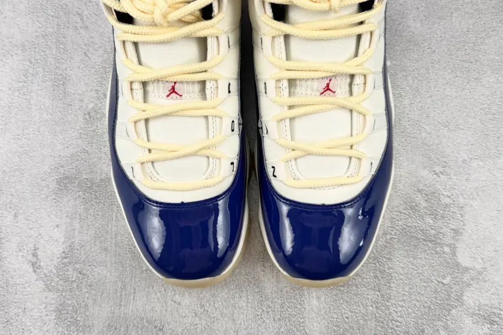 Air Jordan 11 Rare Air