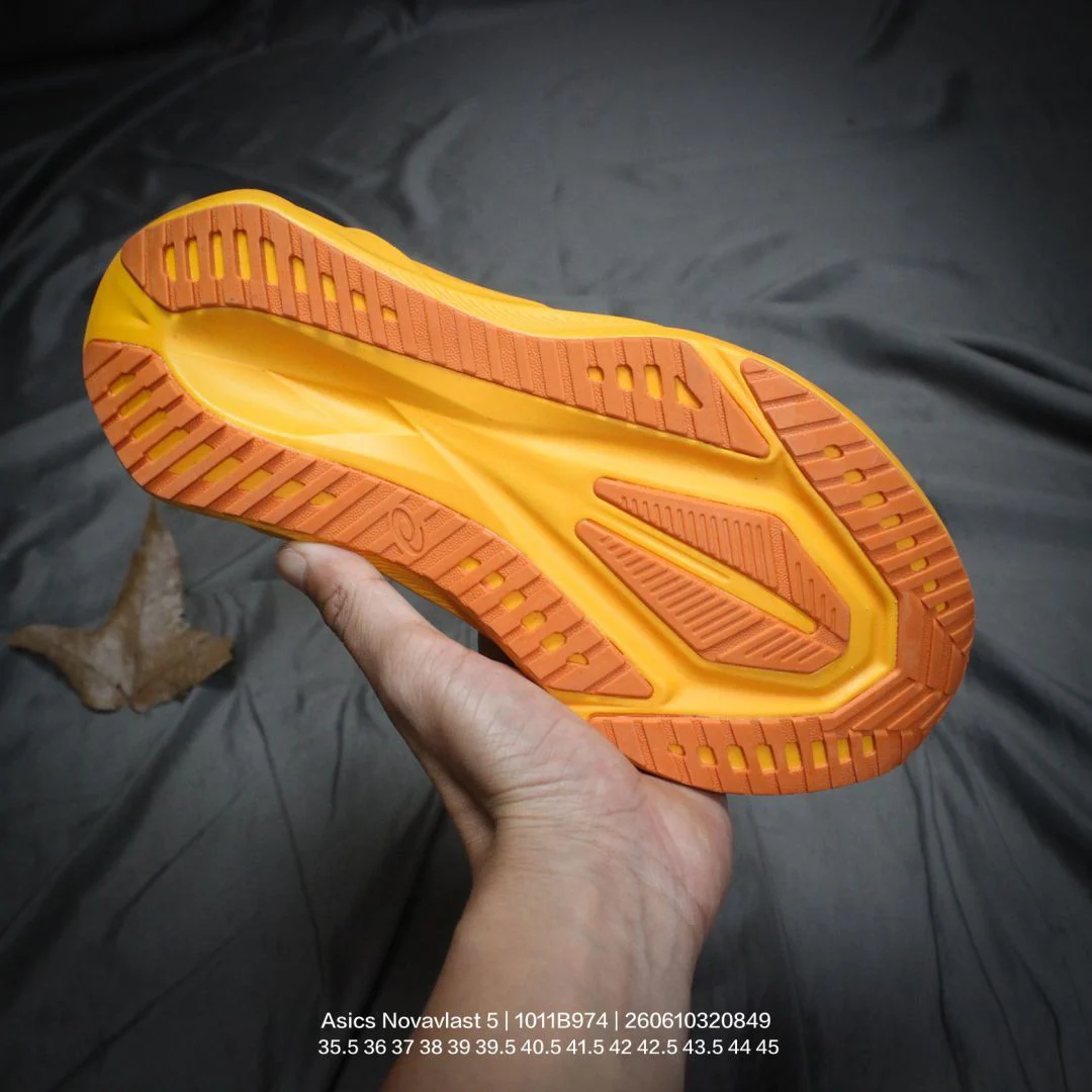ASICS NOVABLAST 5 Yamabuki / Anzu · 1011B974-800