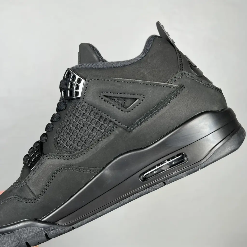 Air Jordan 4 Black Cat