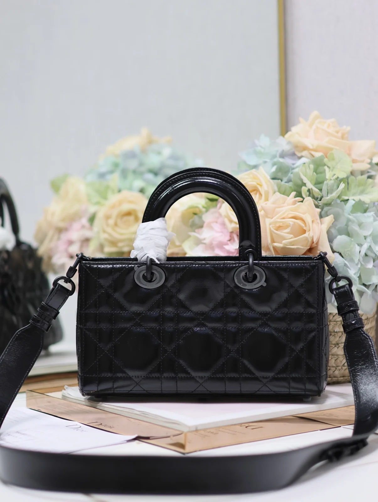 Small Lady D-Sire My ABCDior Bag Black Macrocannage Crinkled Calfskin · M1150SNIO_M900