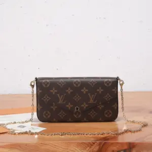 Louis Vuitton Pochette Félicie Monogram Monogram · Fuchsia · M81896