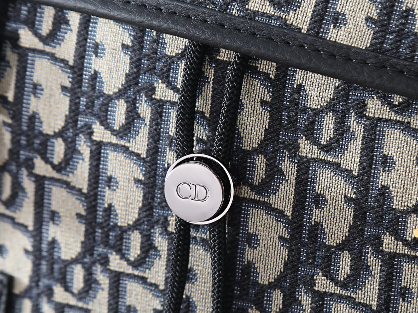 Dior Hit the Road Backpack with Flap Beige and Black Dior Oblique · 1ESBA205YKY_H27E