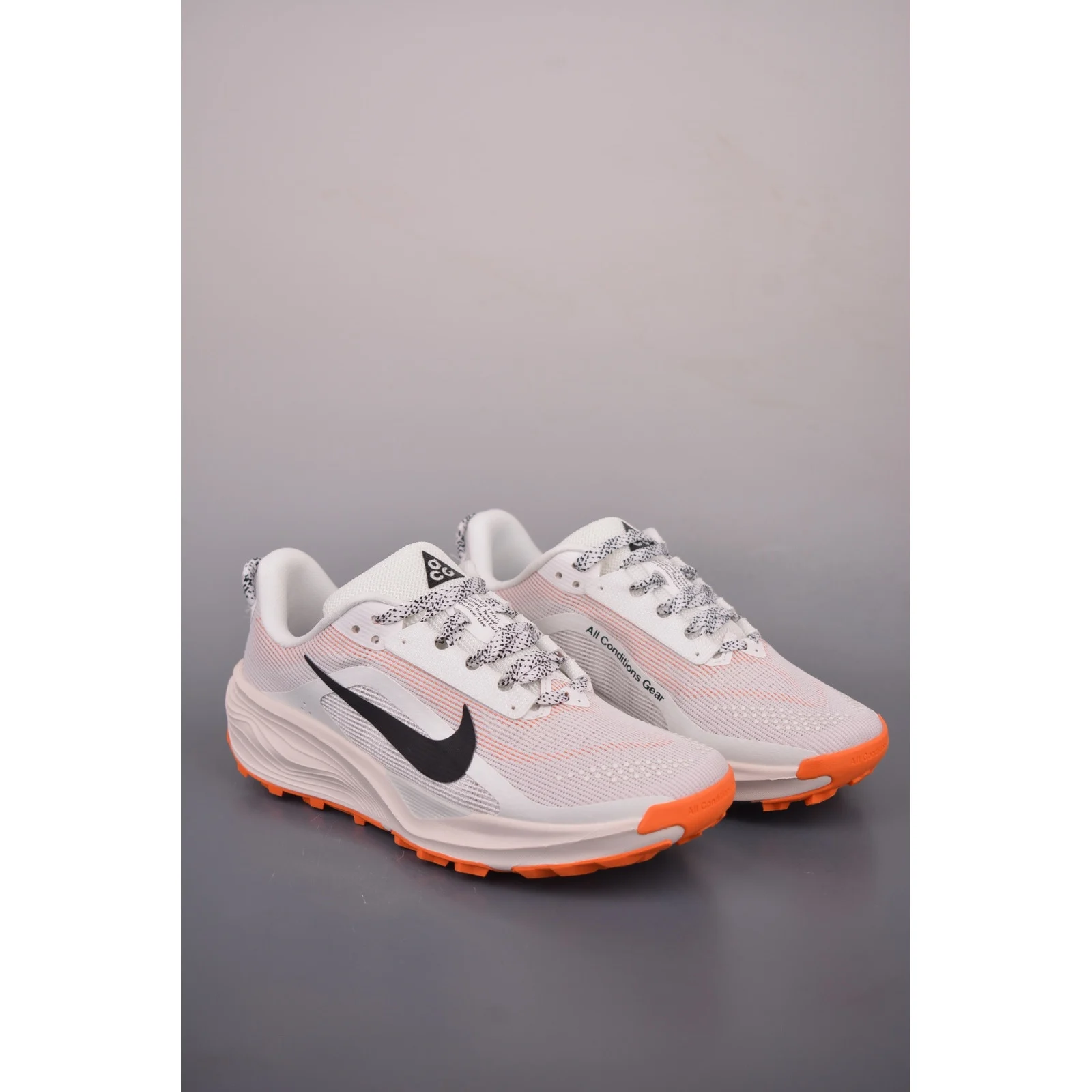 Nike ACG Pegasus Trail Summit White / Phantom / Safety Orange / Black · HV8116-103
