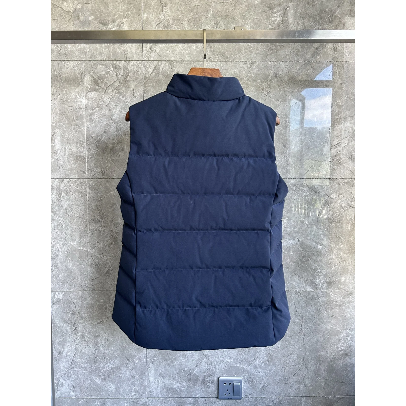 Canada Goose Women's Freestyle Vest Atlantic Navy / Classic Disc · 2836L-63