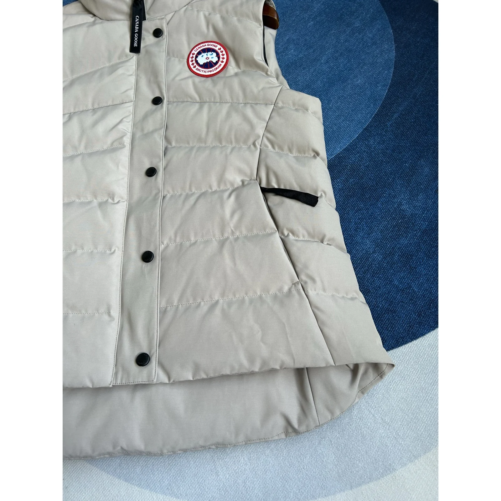 Canada Goose Women's Freestyle Vest Limestone / Classic Disc · 2836L-432