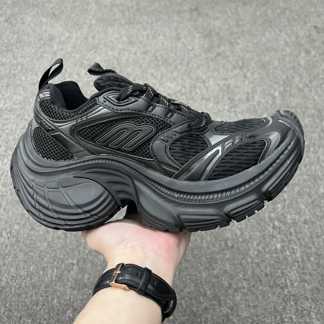 Balenciaga 10XL Sneaker Black · 792779W2MV21000