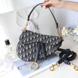 Saddle Bag with Strap Blue Dior Oblique Jacquard · M0455CTZQ_M928
