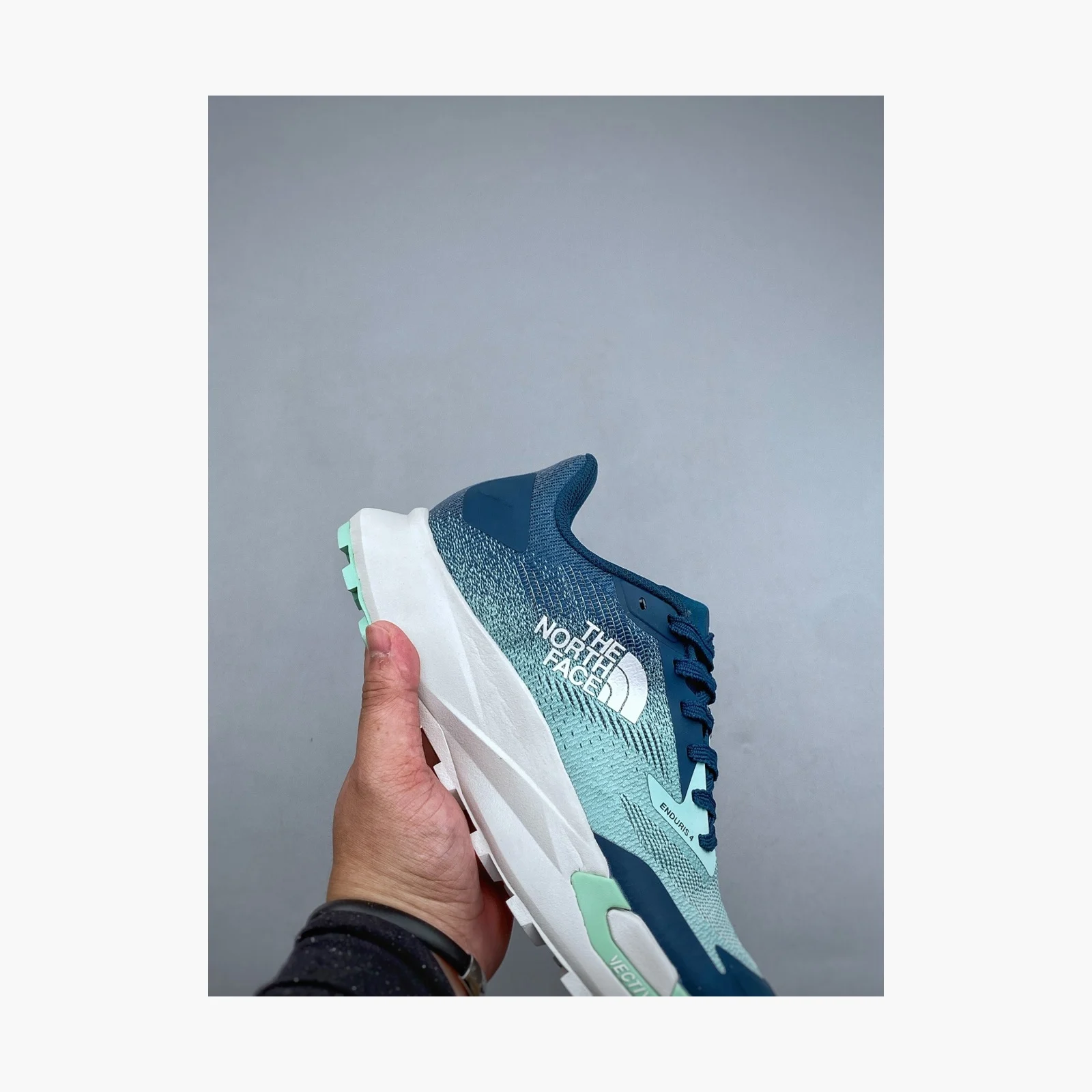 The North Face Women’s VECTIV Enduris 4 Transcendent Grey/Lemon Mist · NF0A8AEQ-6R8
