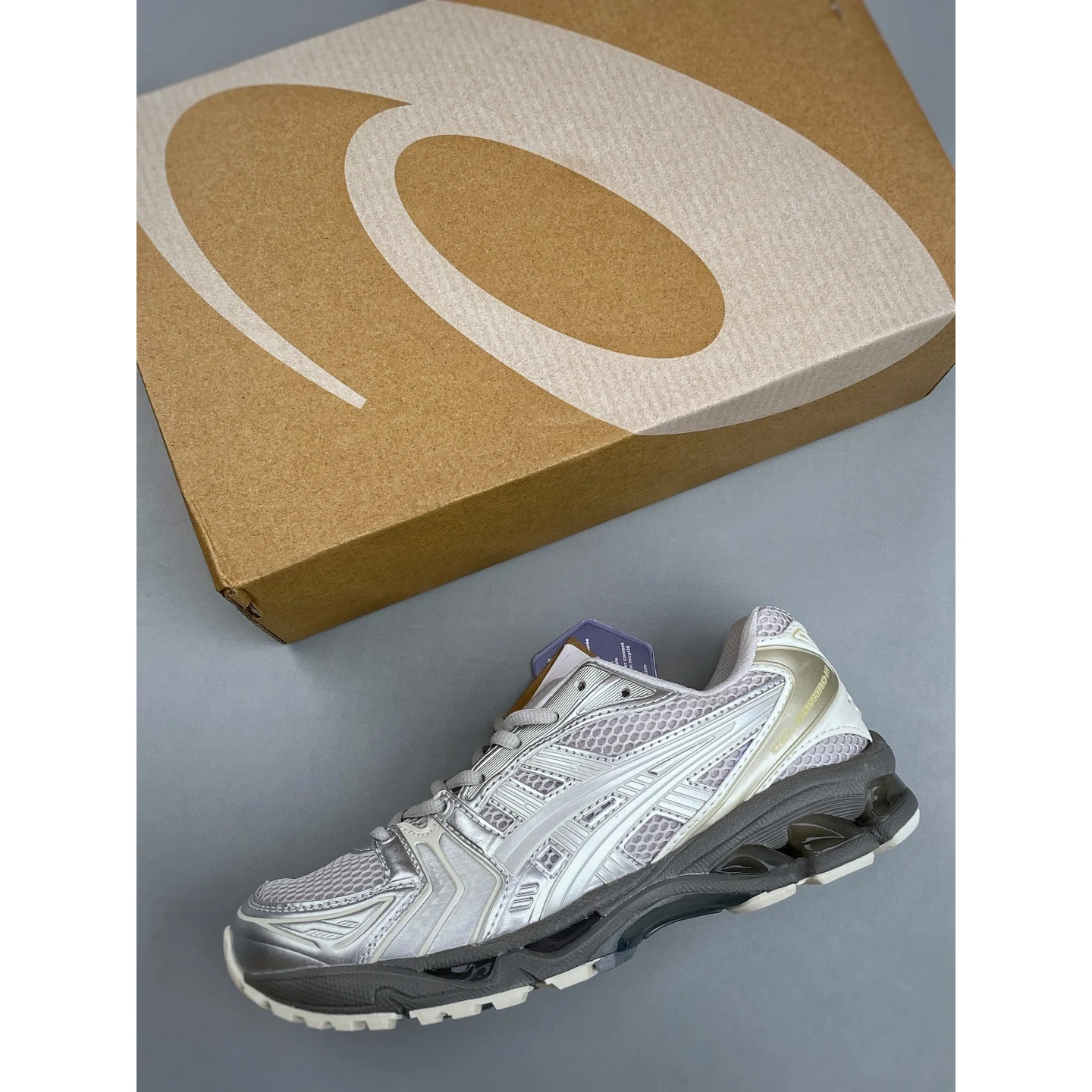 ASICS GEL-KAYANO 14 Concrete / Pure Silver · 1203A537-025