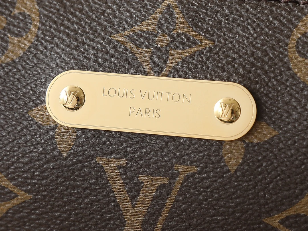 Louis Vuitton Pochette Eva Monogram Monogram · M13567