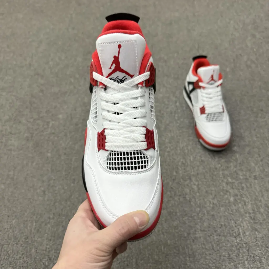 Air Jordan 4 Fire Red