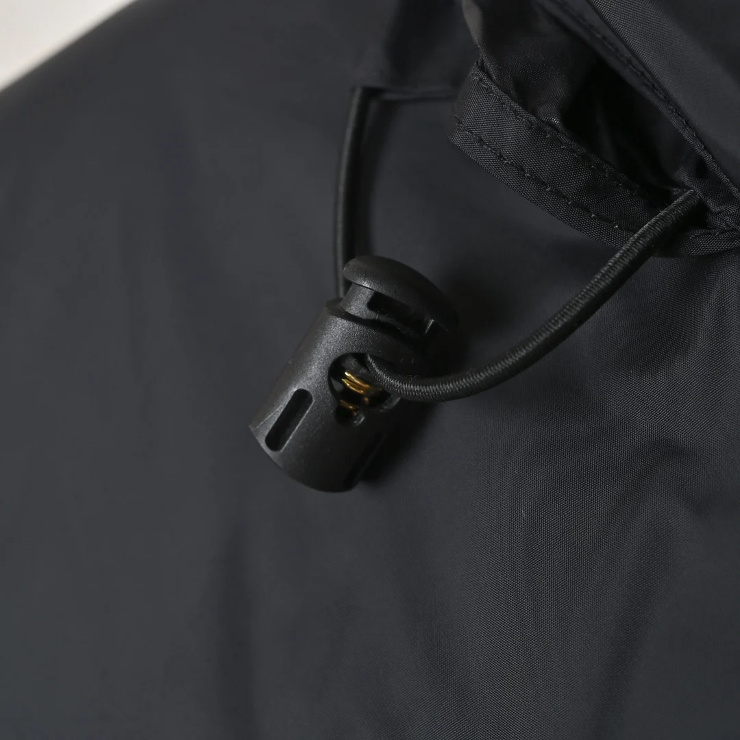 The North Face Men’s 1996 Retro Nuptse Jacket Summit Navy/TNF Black · NF0A3C8D