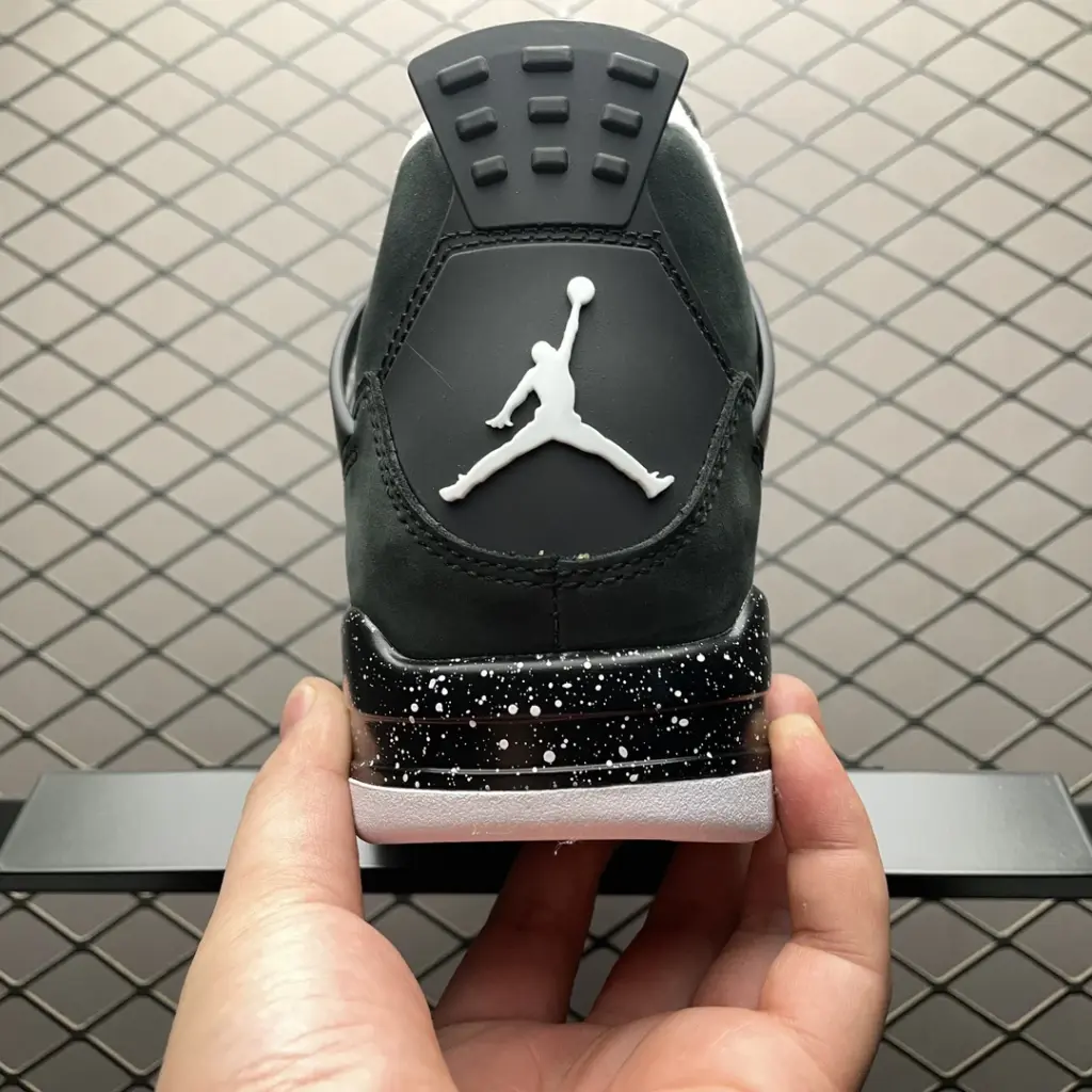 Air Jordan 4 Fear
