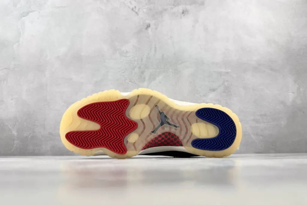 Air Jordan 11 Rare Air