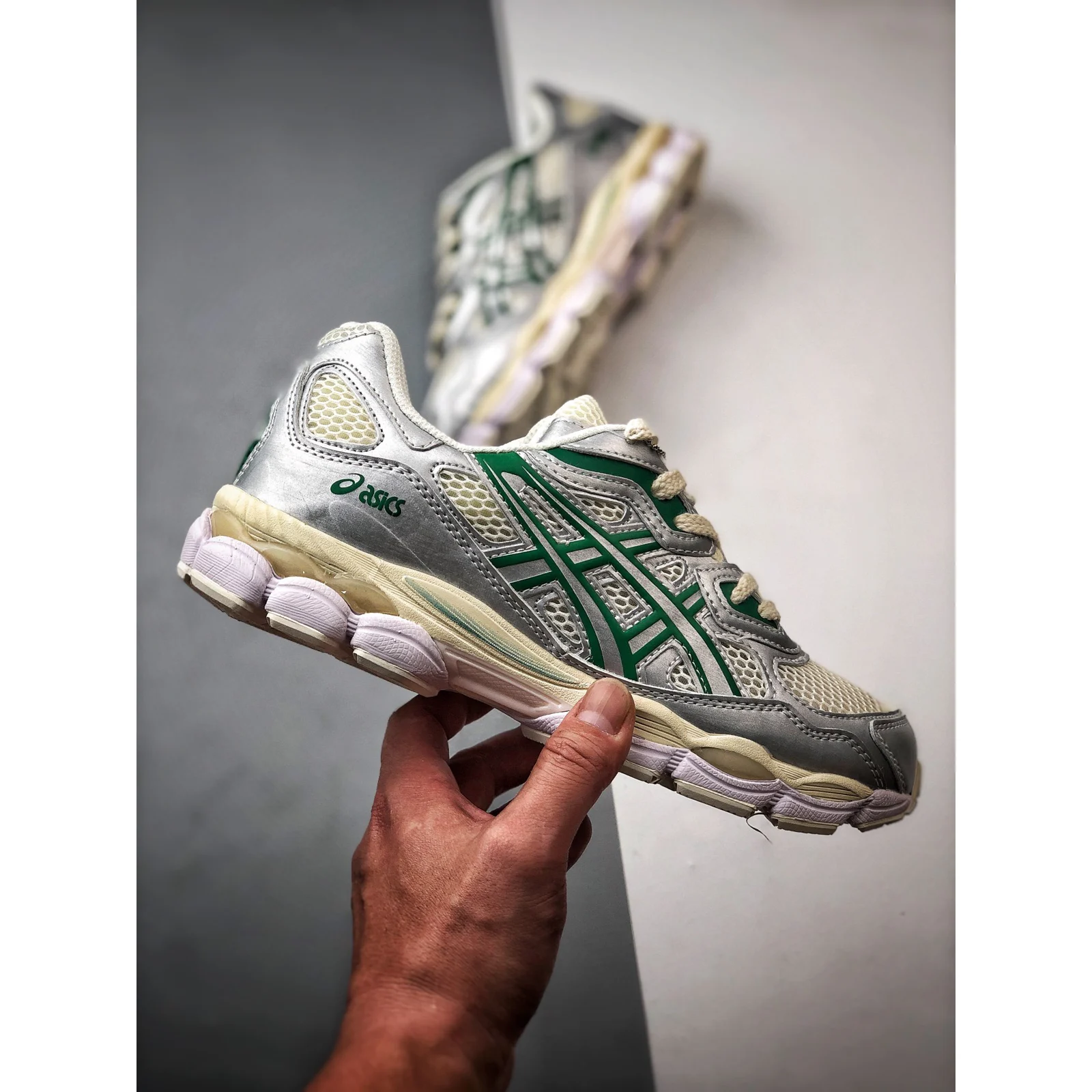 ASICS GEL-NYC Birch / Pure Silver · 1201A971-200