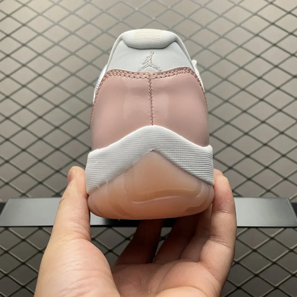 Air Jordan 11 Legend Pink