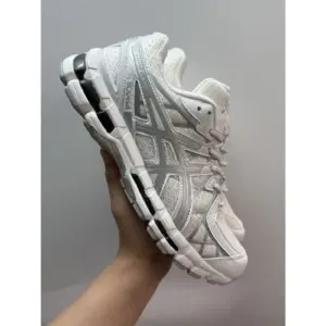 ASICS GEL-KAYANO 20 White / Pure Silver · 1203A388-100