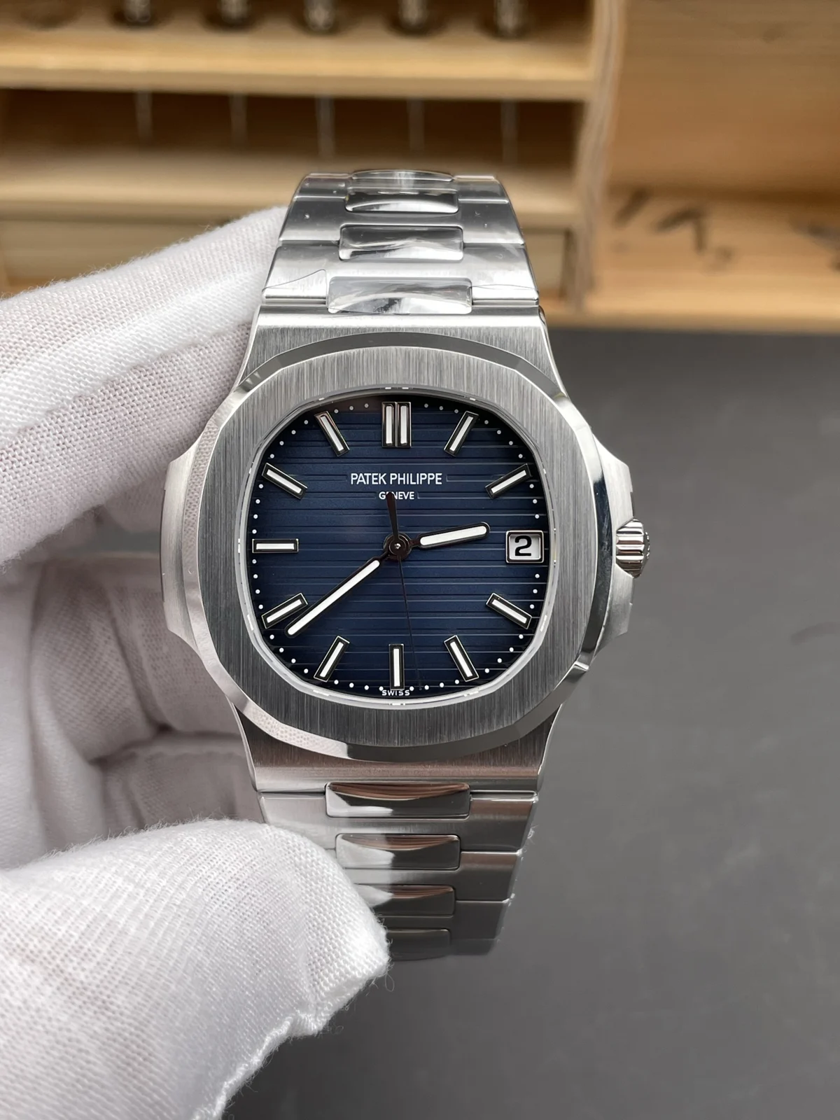 Patek Philippe Nautilus 5811/1G-001 Blue Dial Watch — image 1