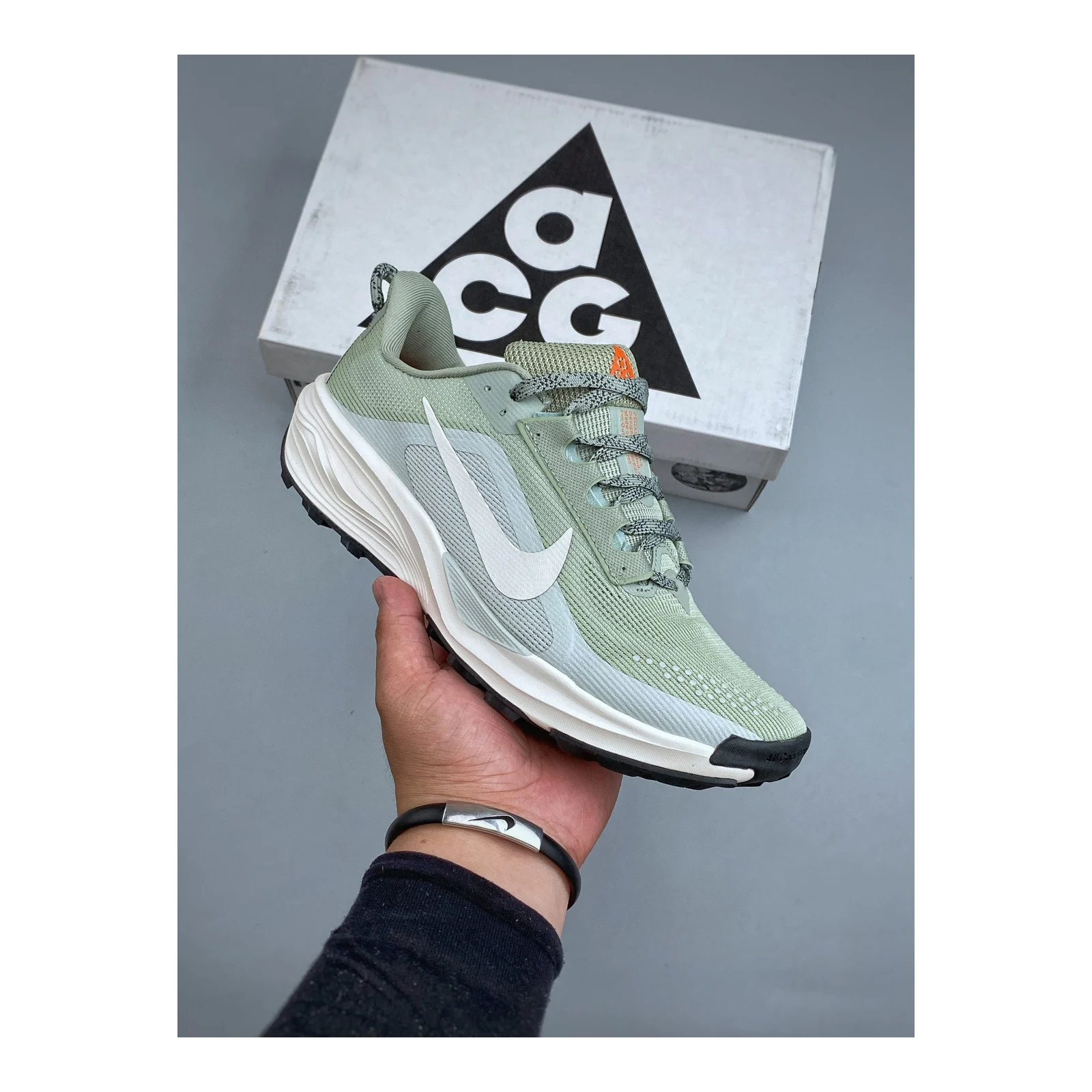Nike ACG Pegasus Trail Jade Horizon / Light Silver / Safety Orange / Phantom · HV8116-310