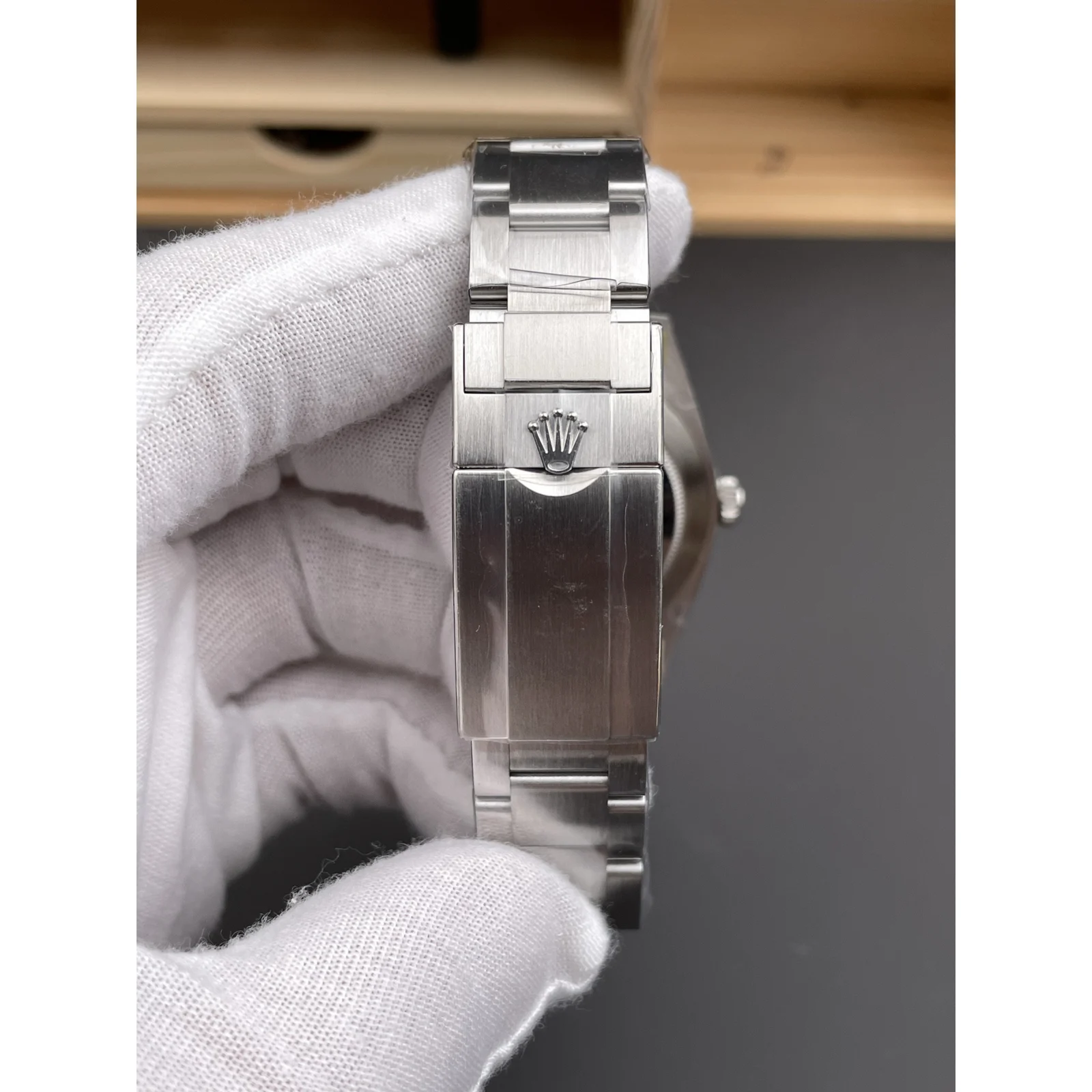 Rolex Explorer 40 224270 Black Dial — photo 7