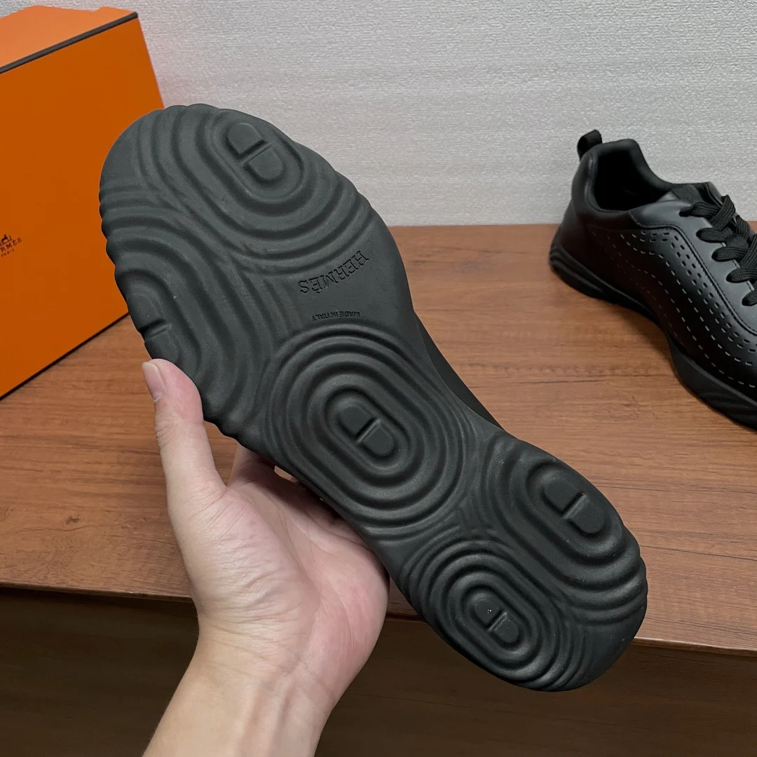 Hermès Neon Sneaker Noir