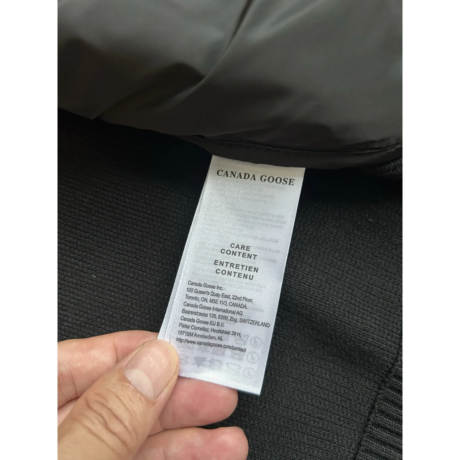 Canada Goose Men's HyBridge Knit Jacket Black / Classic Disc · 6830M-9061