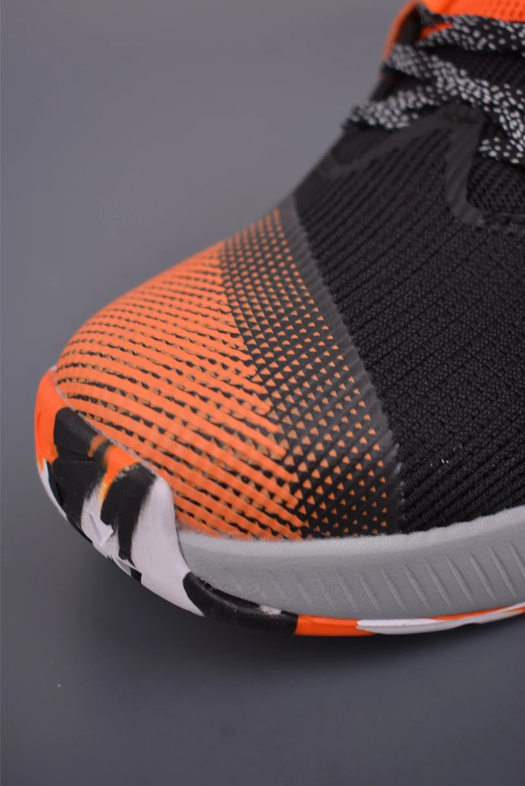 Nike Metcon 10 Black / Safety Orange / Wolf Grey · HJ1875-005