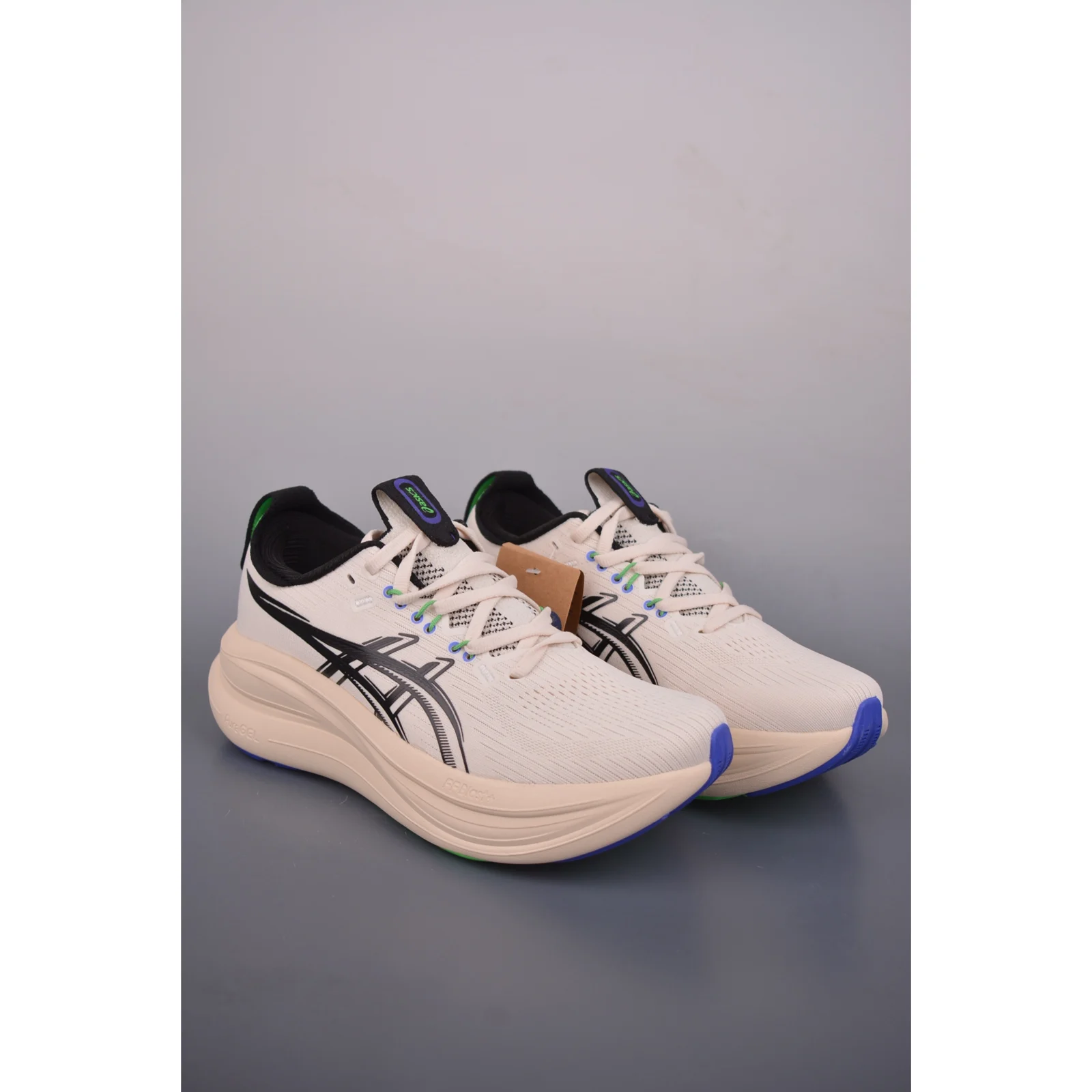 ASICS GEL-NIMBUS 28 Seashell / Black · 1011C127-800
