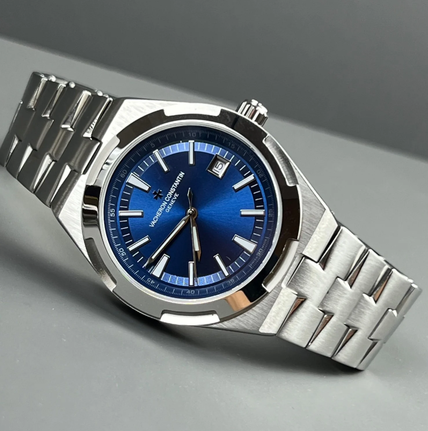 Vacheron Constantin Overseas 4520V style watch Blue dial · 4520V/210A-B128