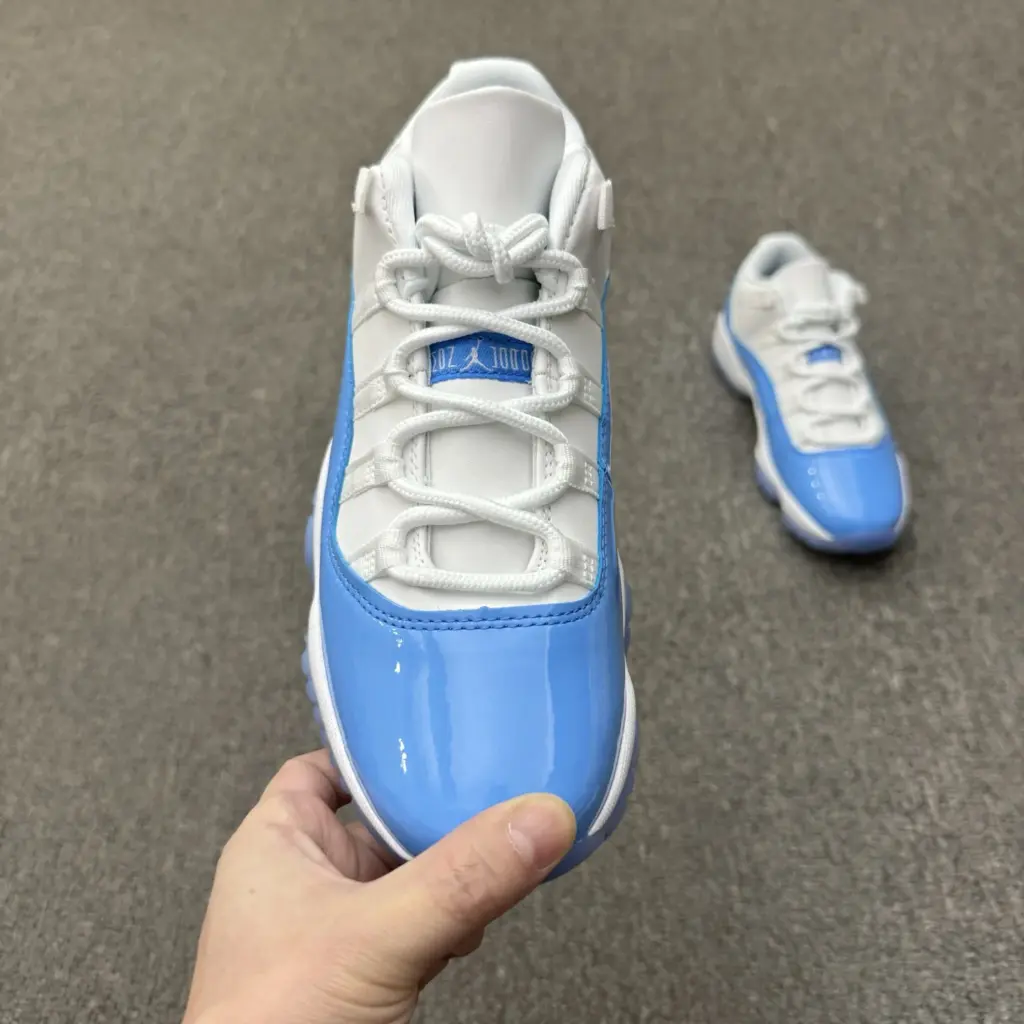 Air Jordan 11 University Blue