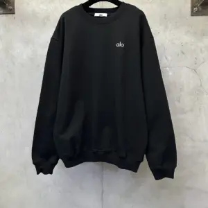 Alo Accolade Crew Neck Pullover Black · U3031RG