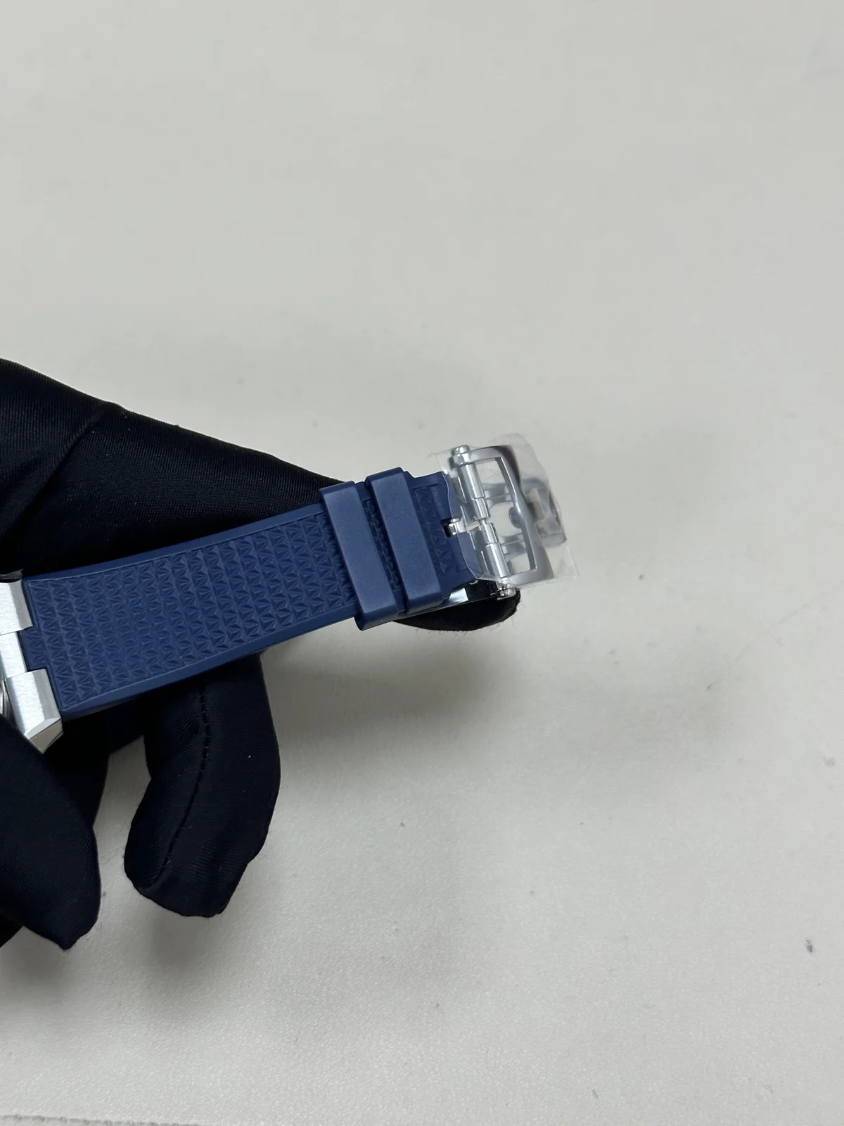 Vacheron Constantin Overseas Tourbillon Blue Watch — image 3