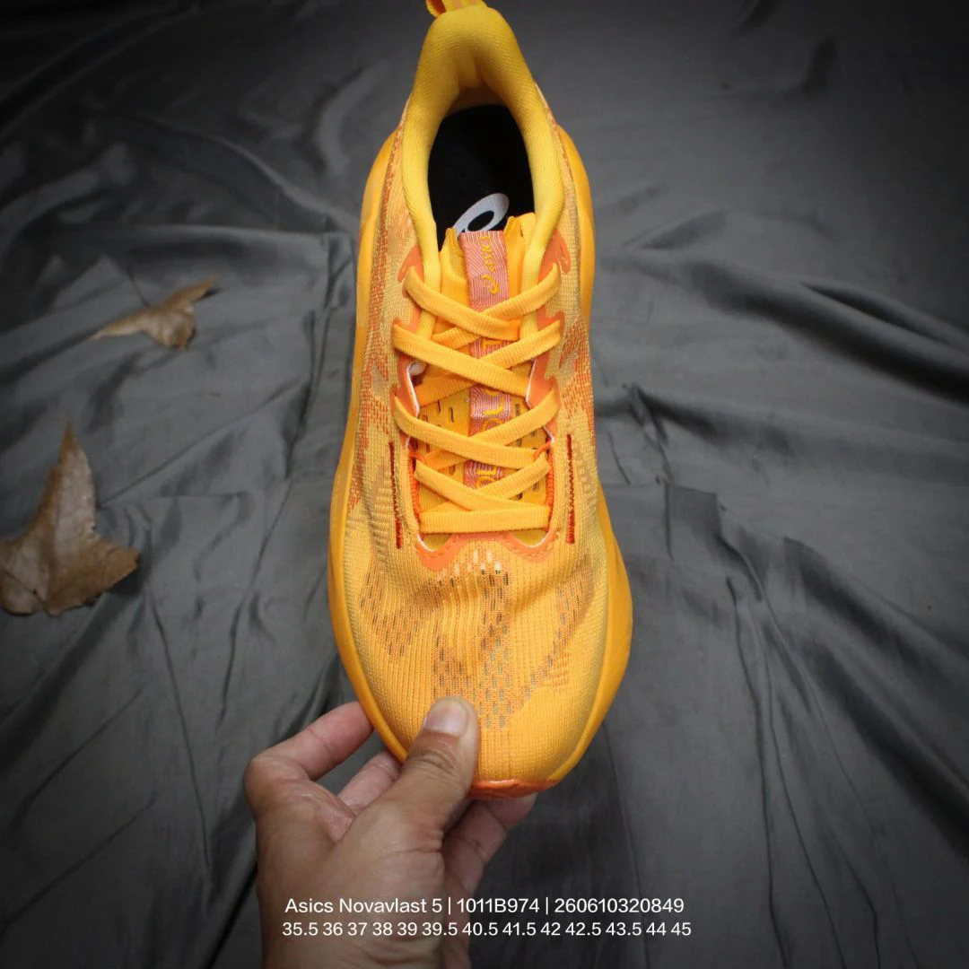 ASICS NOVABLAST 5 Yamabuki / Anzu · 1011B974-800
