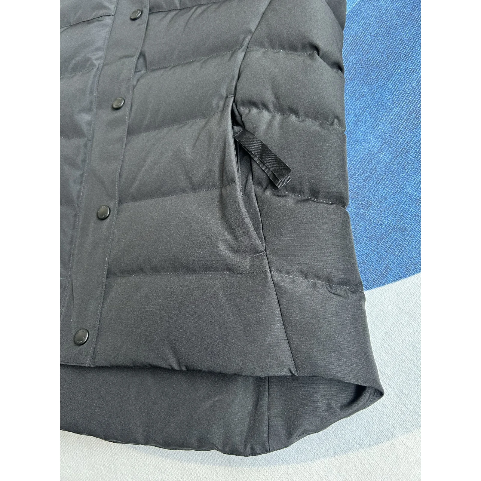 Canada Goose Women's Freestyle Vest Black / Classic Disc · 2836L-61