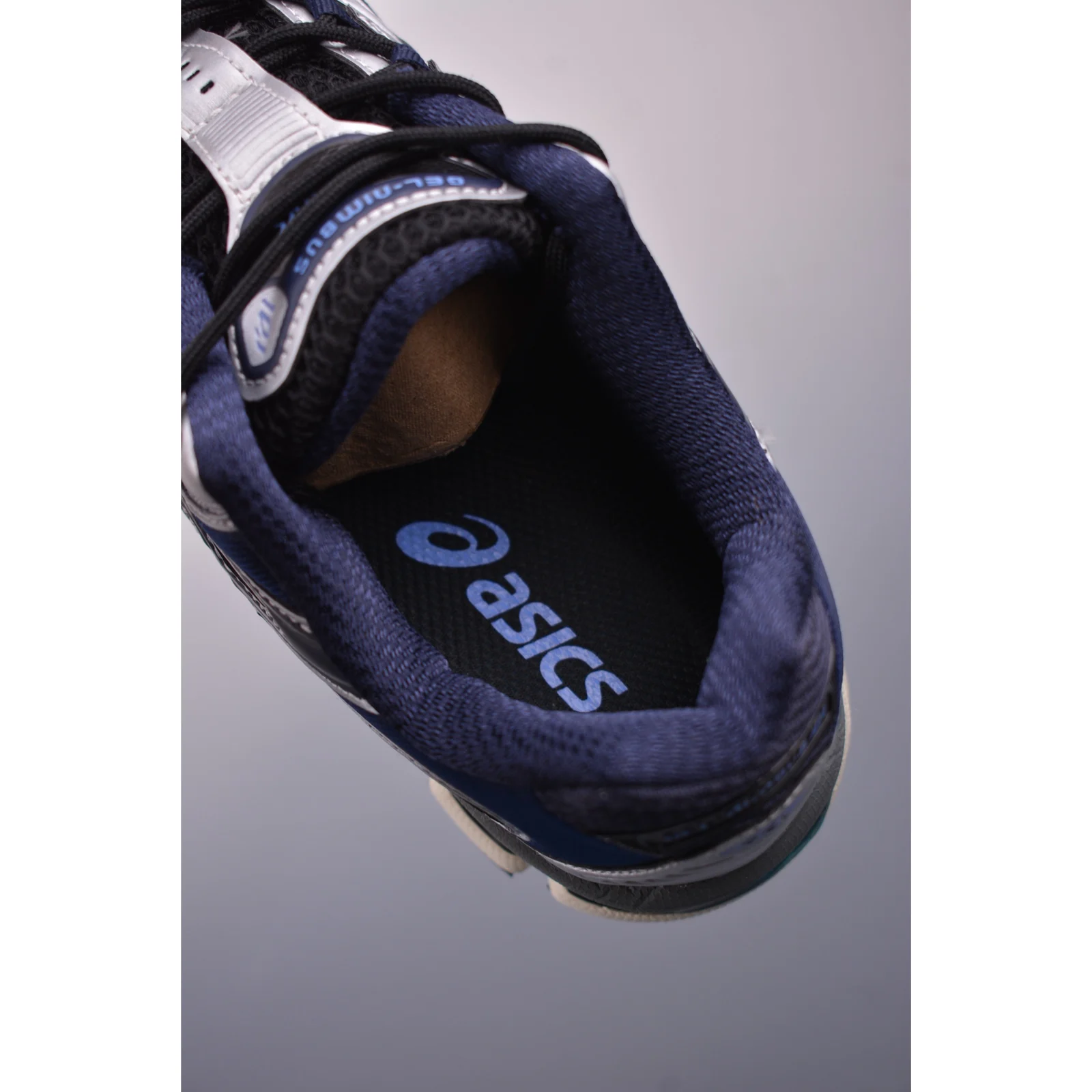 ASICS GEL-NIMBUS 10.1 Black / Midnight · 1203A543-003